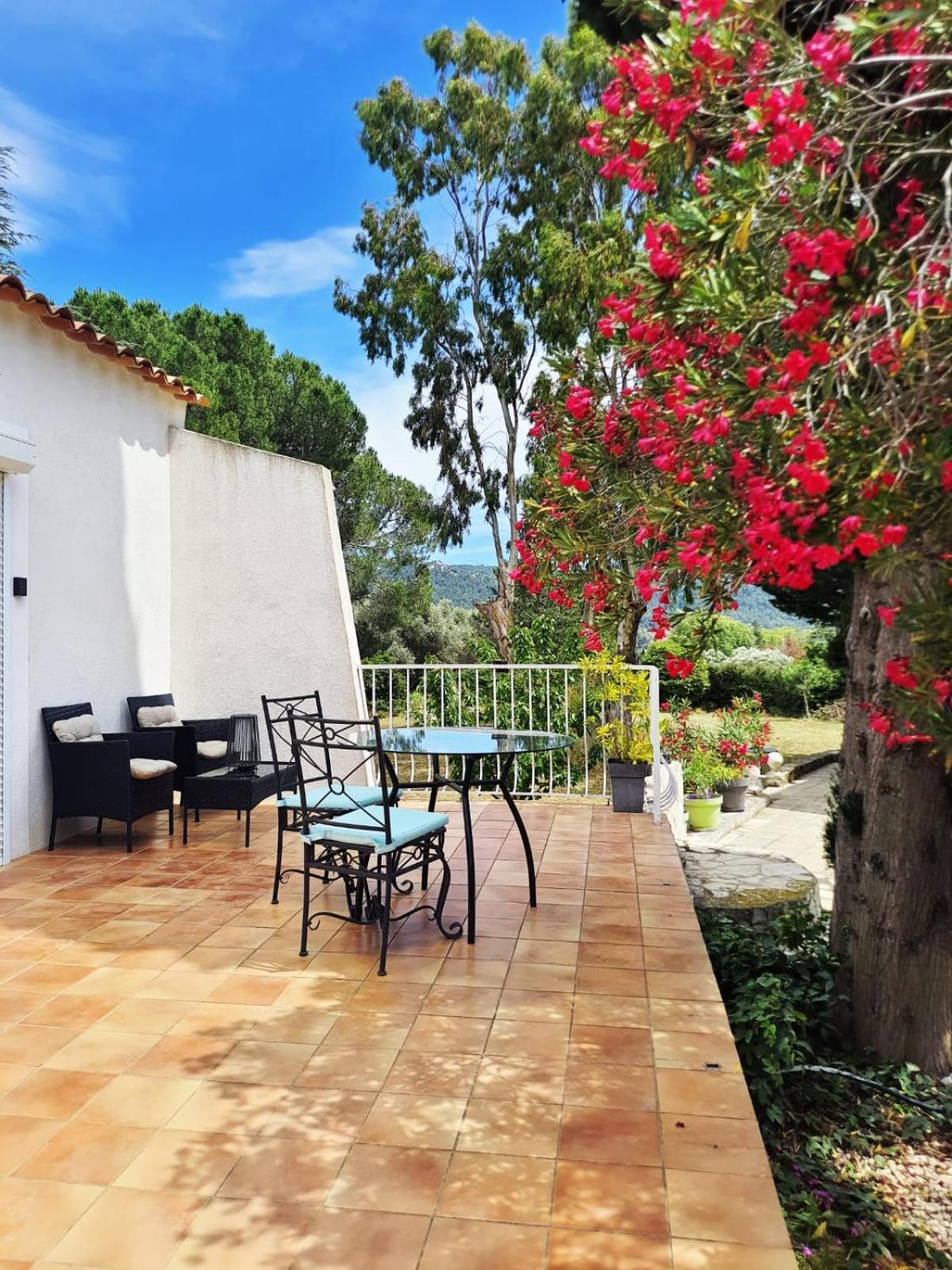 Logement La Belle Provence 勒博塞 外观 照片
